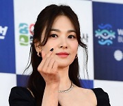 [TEN포토] 송혜교 '햇살같은 하트'