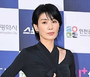 [Ms포토] 김서형 '독특한 컷 드레스'