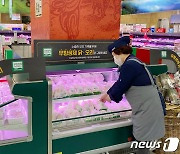 "영계·전복 40% 할인"…이마트, 여름 먹거리 할인전