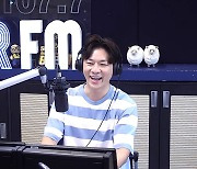 정상훈 "무릎 수술하는 김영철 씨 대신 스페셜 DJ, 저도 반월상연골파열 수술 경험자" (철파엠)