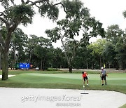 [뱁새 김용준 프로의 골프 모험] 벙커 정리하는 고무래가 없는 골프장, 명문 자부심을 버린 곳