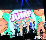 JUMP 무대 선보이는 미래소년 [MK포토]