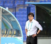 '구멍 행정' KFA 무능이 낳은 '대형 사고'... AG 시작도 전에 작아지는 황선홍호