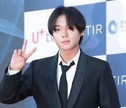 박지훈, 저장을 부르는 브이