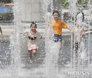 경기도 '폭염경보'…"격렬한 야외활동 피해야"