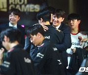 동부는 춘추전국시대…농심, 갈 길 바쁜 ‘월즈 챔프’ 디알엑스에 매운 맛(종합) [LCK]