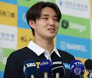 '자유형 400ｍ 아시아 최고' 김우민 "세계 무대에서 놀고 싶다"