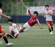 2023 대통령금배 고등U17 유스컵, 서울 보인고vs강릉 중앙고[경향포토]