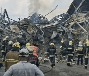 러, 우크라 ‘곡물항’ 맹공…우크라는 ‘미 집속탄’ 투입 시작