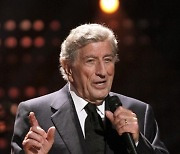 (FILE) SPAIN TONY BENNETT OBIT