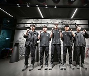 ‘1위’ 쟁탈전 KT, 압도적 한타 파괴력 앞세워 젠지에 1세트 선취[SS종로in]