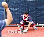 도루 저지율 100% 비결 "중심을 잡고 쓰러지면 안된다!"…"볼 더 주십쇼" 독한 각오! [곽경훈의 현장]