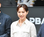 [ST포토] 차유람, 'PBA 스타디움 개장 축하합니다'