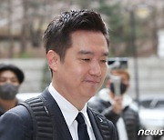 가세연 '뮤지컬 박정희' 제작자와 소송 2심서 일부 승소…6천만원 지급