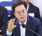 김동연, 초등교사·해병대원 사망에 "사회가 청년들 못 지켜"