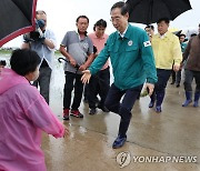 '감염병 예방'…익산시, 침수지역 집중 방역