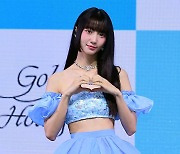 [TEN포토] 오마이걸 유빈 '아름다운 뱅헤어'