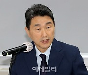 [포토]'교사 교육활동 보호를 위한 간담회'에서 발언하는 이주호 부총리