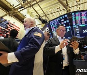 FOMC 앞두고 지수선물 혼조, 다우 0.05%↓ 나스닥 0.11%↑