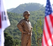 보훈부 "백선엽 국립묘지 홈페이지 '친일반민족행위자' 문구 삭제"