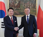 Polish president to visit South Korea early next month