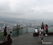 이어지는 장마, 서울은 '흐림'