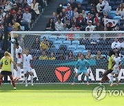 '아! 핸들링' 한국, 콜롬비아에 PK 허용후 실점, 0-1(전반 30분)