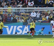 'PK실점에 GK 실책 실점까지' 한국, WC 콜롬비아전 전반 0-2 뒤진채 마쳐