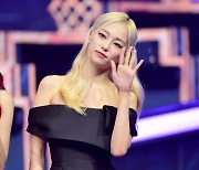 [포토] 예은, '깜찍한 손인사~'