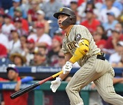 김하성, 1회말 선두타자 홈런…MLB 한 시즌 개인 최다 '13홈런'