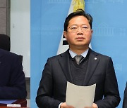 정치권, 이상민 탄핵 심판 결과에 촉각…일제히 수해 현장으로