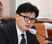 한동훈 "국회의원·부지사 지낸 이화영 회유·압박할 간 큰 검사 있겠나"