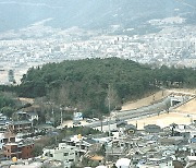 ‘구지가’ 무대 김해 구지봉에서 수로왕 흔적 찾을 수 있을까