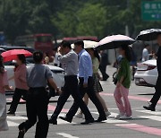 역대급 장마 오늘로 끝, '펄펄 끓는' 폭염 시작