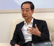 한 총리 "청년세대 '빚' 추경, 안한다는 원칙" 건전 재정 기조 재확인