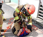 광주 서부소방, 맨홀 사고 대응 훈련