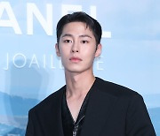 [E포토] 이재욱, '진한 눈빛으로 분위기 압도'