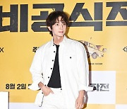 이준기,'나이 42세 믿을수 없는 동안 외모' [사진]