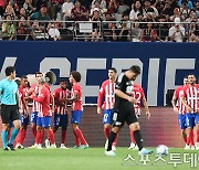 '르마 침착한 선제골' AT마드리드, 팀 K리그전 1-0 리드…전반 종료