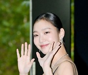 [T포토] 김고은 '어둠도 밝히는 미모'