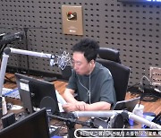 박명수 "손해보거나 가족 아픈 얘기? 화 확 올라…모른 척해라" (라디오쇼)