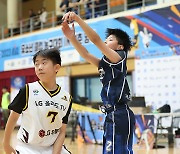 [포토S] KBL 유소년농구대회, '난 왼손잡이야'