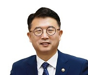 "새로운 대한민국의 힘, 이공인재부터 키우자" [차관칼럼]