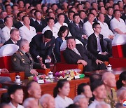 김정은 가는 곳마다 쇼이구…‘북·러 밀착’ 과시한 전승절