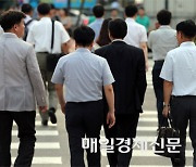 “문자 계속 날아오는데”…이달 본격 시행 ‘이것’ 직장인 대응법은?