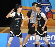 [포토S] KBL 유소년농구대회, '파울이라고요?'