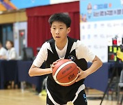 [포토S] KBL 유소년농구대회, '엔트리 패스 받아줘'