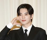 성종, 인피니트 막내의 앙증맞은 볼 하트