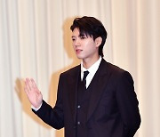 [포토]‘오랜만입니다!’ 남우현, 인피니트 미니앨범 [13egin]