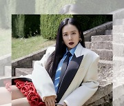 손예진의 화려한 외출, 발렌티노(VALENTINO) 블랙 타이 컬렉션 화보 공개